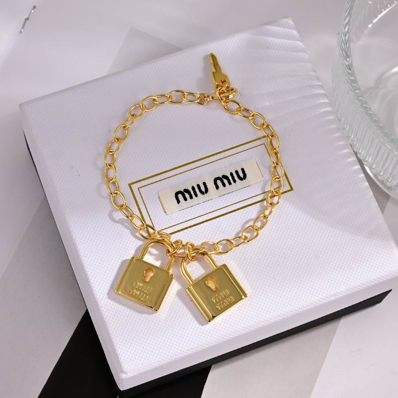 MiuMiu Bracelet 11yxq02